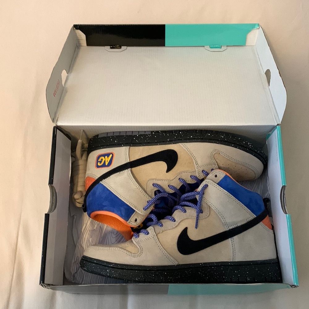 Nike Dunk High Premium SB Acapulco Gold
